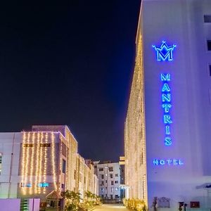 Mantris Hotel Βιζαχαπατνάμ Exterior photo