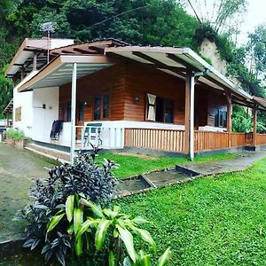 Villa Bayu Lembang Μπαντούνγκ Exterior photo