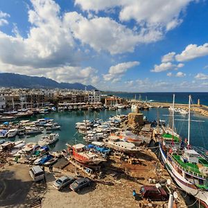 Harbour View Flat In Kyrenia -Girne Διαμέρισμα Exterior photo