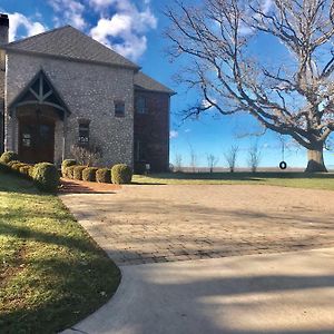 Affordable Luxury Mansion Βίλα Quincy Exterior photo