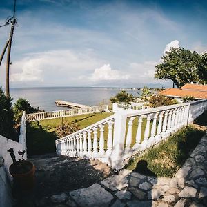 Villa Galanis By The Sea Νιφορέικα Exterior photo