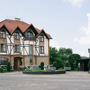 Shelter Hotel & Restaurant Kolodezhno Exterior photo