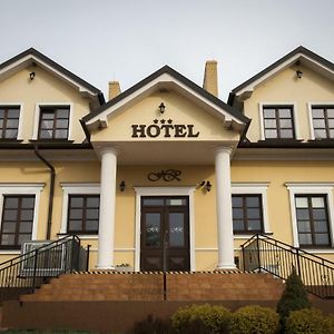 Hotel Rytwiany Exterior photo