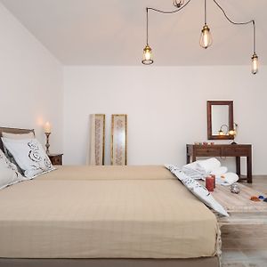 Villa With 2 Bedrooms In Naxos, With Wonderful Sea View, Enclosed Gard Αγία Άννα Exterior photo