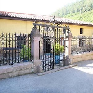 “La Casa Del Guarda” Βίλα Treceño Exterior photo