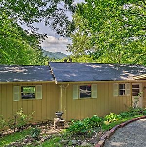 Mountain-View Maggie Valley House With Spacious Deck Exterior photo