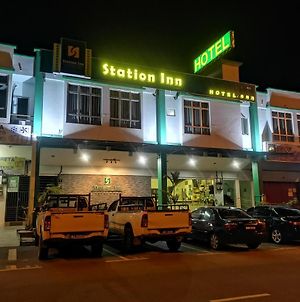 Station Inn Hotel Segamat Exterior photo