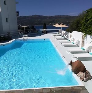 Scorpios Hotel & Suites Samos Island Exterior photo