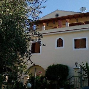Villa Anna Apartments Ύψος Exterior photo