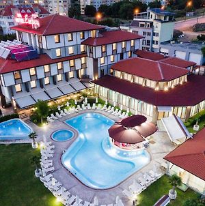 Ezeretz Ξενοδοχείο Μπλαγκόεβγκραντ Exterior photo