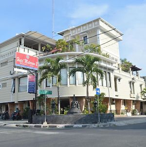 Hotel Mataram 2 Malioboro Γιογκιακάρτα Exterior photo