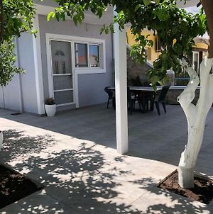Chrysanthi'S Διαμέρισμα Φαληράκι Exterior photo