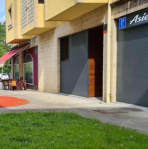 Asieran Ξενοδοχείο Amorebieta-Etxano Exterior photo