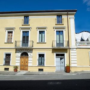 Palazzo Scura Bed and Breakfast Vaccarizzo Albanese Exterior photo