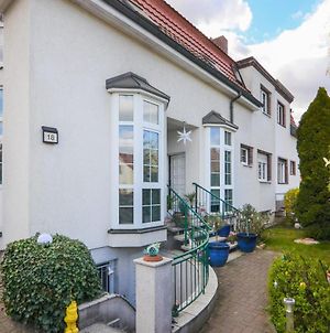Beautiful Home In Berlin With 2 Bedrooms And Internet Exterior photo