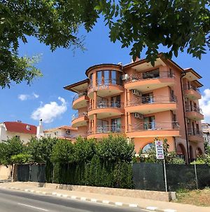 Guest House Val And Kate Sveti Vlas Exterior photo