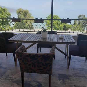 Nice Apartment With Terrace And Like View . Πόγραδετς Exterior photo