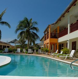 Aruba Quality Apartments & Suites Παλμ Μπιτς Exterior photo