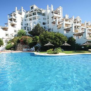 Beautiful Apartment In Calahonda With Wifi, Outdoor Swimming Pool And Swimming Pool La Cala De Mijas Exterior photo