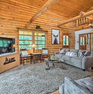Log Cabin With Private Hot Tub On Wenatchee River! Βίλα Leavenworth Exterior photo
