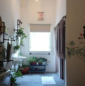 Stay With Me Capsules Hostel Malacca Exterior photo