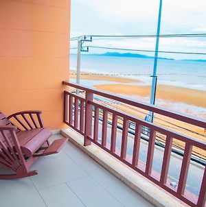 Seaside Jomtien Beach Pattaya Ξενοδοχείο Exterior photo