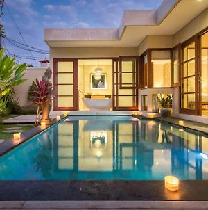 Beautiful Bali Villas Legian Exterior photo