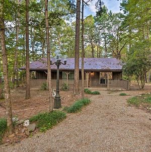 Modern Cabin With Luxury Deck And Private Hot Tub Βίλα Broken Bow Exterior photo