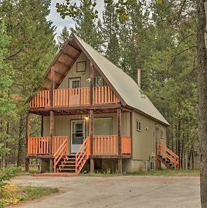 Family Cabin With Fire Pit - 25 Miles To Yellowstone Βίλα Island Park Exterior photo