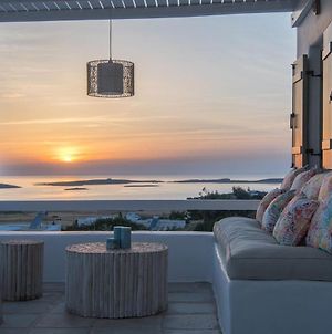 Luxury Paros Villa Villa Calypso Beautiful Serene Sleeps Up To 11 Glisidia Exterior photo