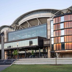 Oval Hotel At Adelaide Oval Exterior photo