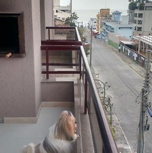 Apto El Shadday 301 Cento E Cinquenta Metros Do Mar Διαμέρισμα Bombinhas Exterior photo