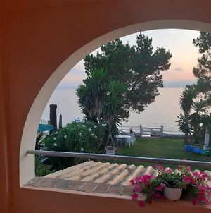 Villa By The Sea - Βίλα Πάνω στη θάλασσα Κάβος Exterior photo