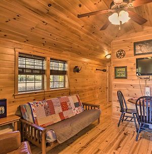 Rural Cabin Hideaway With Fire Pit And Mtn Views! Βίλα Parsons Exterior photo