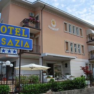 Hotel Alsazia Σιρμιόνε Exterior photo