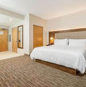 Holiday Inn Express & Suites Fremont - Milpitas Central Φρέμοντ Exterior photo