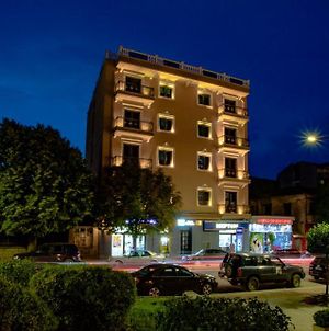 Christi'S Hotel Borova Κορυτσά Exterior photo