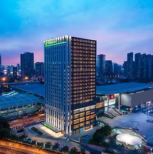 Holiday Inn Wuxi Central Station, An Ihg Hotel Exterior photo