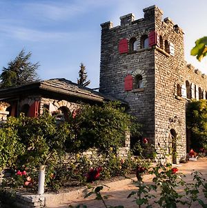 Castel De Daval Bed and Breakfast Σιέρε Exterior photo