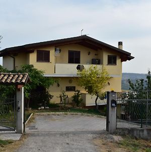 La Villa In Campagna Citta Sant'Angelo Exterior photo