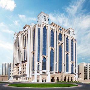 Al Jaddaf Rotana Suite Hotel Ντουμπάι Exterior photo
