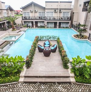Royale Parc Hotel Tagaytay Tagaytay City Exterior photo