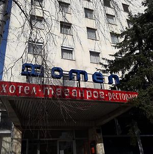 Hotel Taganrog Cherven Bryag Exterior photo