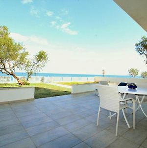 Amoutsa Seaside Villa Κολυμβάρι Exterior photo