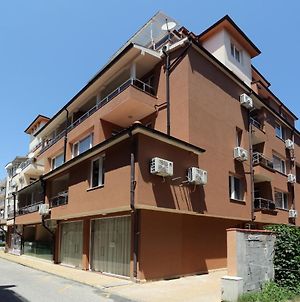 Apartments Dani Πομόριε Exterior photo