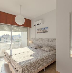 Furnished Seafront Studio Διαμέρισμα Λάρνακα Exterior photo