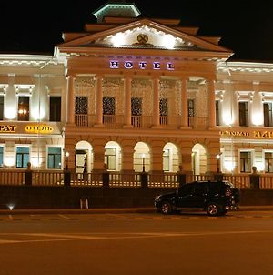 Magistrat Hotel Τομσκ Exterior photo