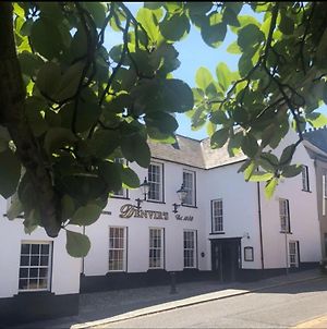 Denvir'S Coaching Inn Downpatrick Exterior photo