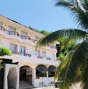 Hotel Playa Santa Cruz Huatulco Exterior photo