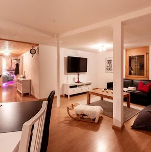 - Apartment Im Herzen Arosas - Grossraumig, Stylisch & Zentral Exterior photo